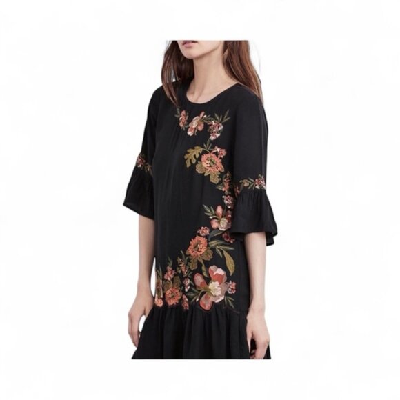Velvet by Graham and Spencer Floral Embroidered Bell Sleeve Dress Black - Picture 4 of 9